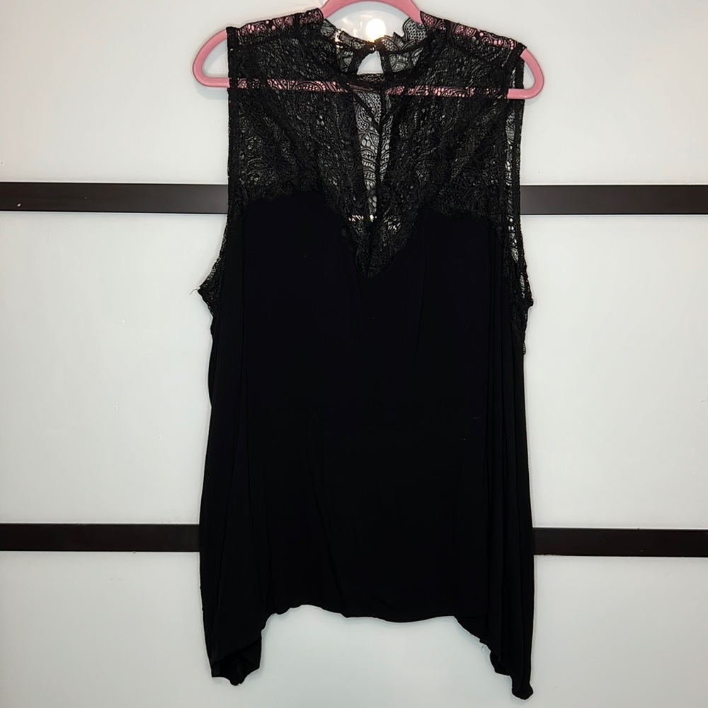 Lace top sleeveless tank